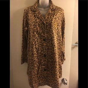 Ralph Lauren Women’s pajama shirt cheetah print L